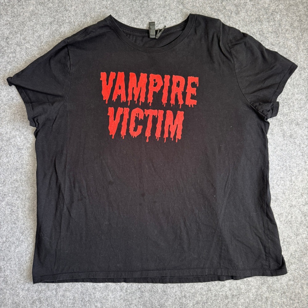 Gildan Women Vampire Victim Graphic T Shirt 3XL Black Red Softstyle Tee